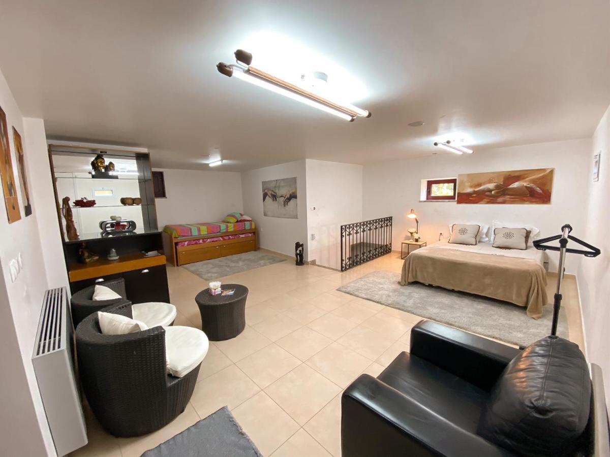 Quarto Familiar Zona Guimarães Exteriör bild