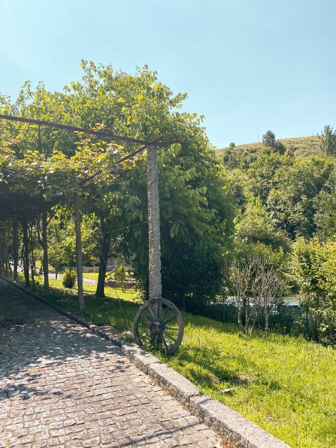 Quarto Familiar Zona Guimarães Exteriör bild